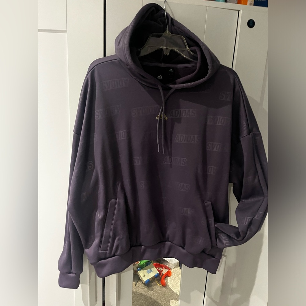 Women adidas sweater